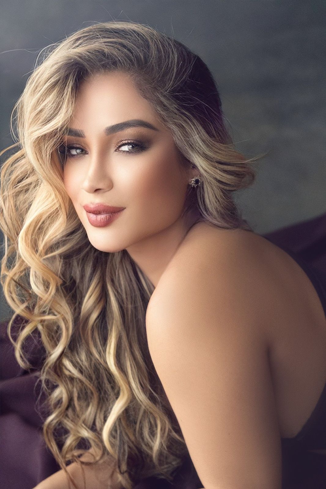 Escort - SOL - Ibiza Tops